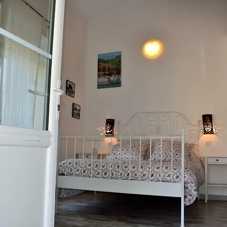 D'hotes Au Mas Du Sire Bed & Breakfast